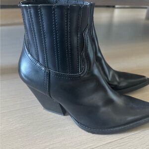 Zara Cowboy inspired boots